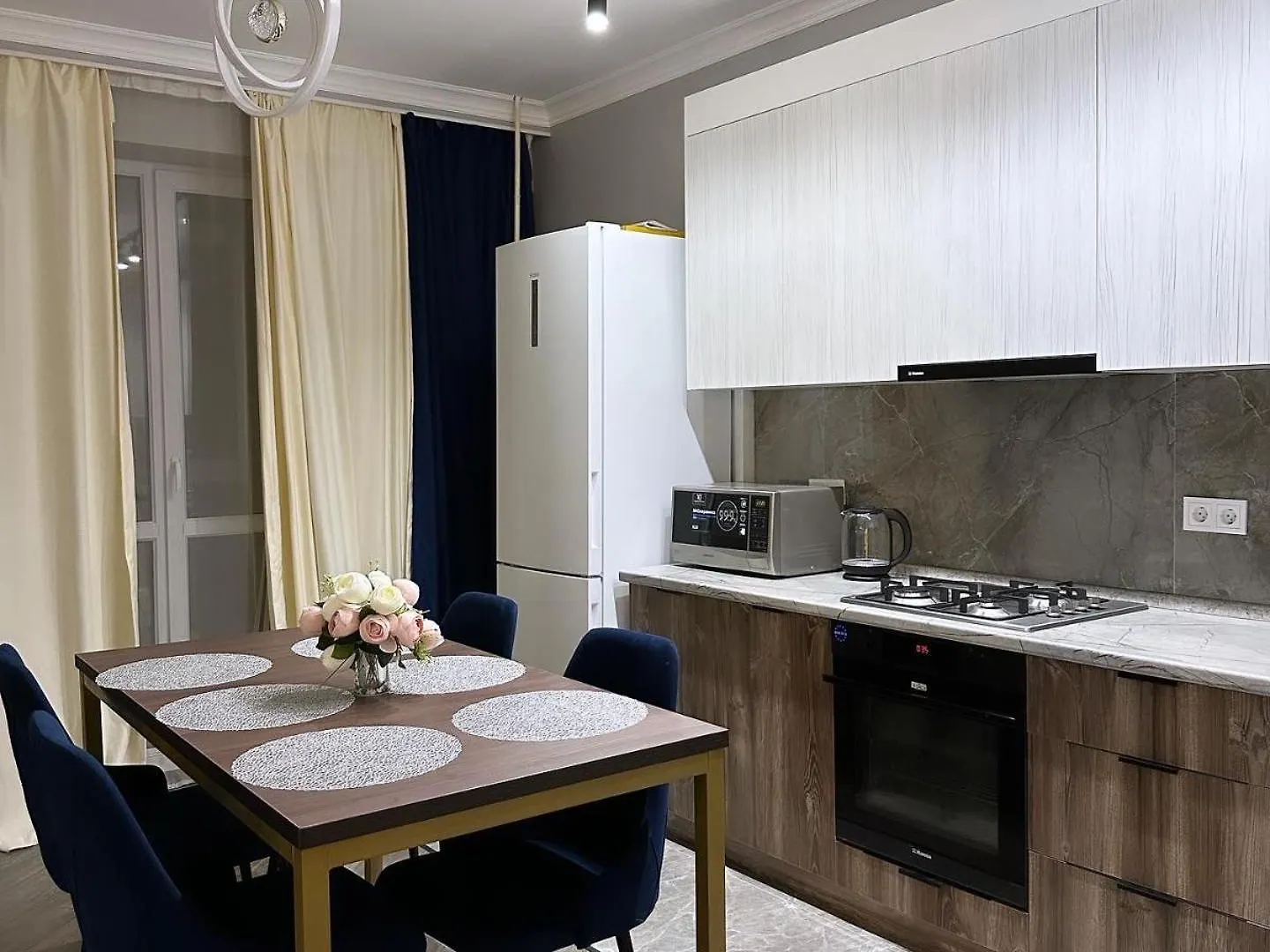 Apartment Стильная Квартира Almaty